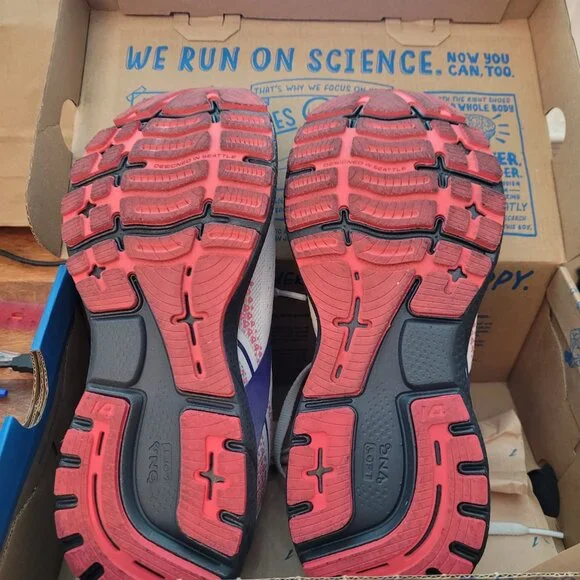 Brooks Women's Ghost 14 Athletic Shoes - White/Purple - Size 6.5 - Picture 6 of 8